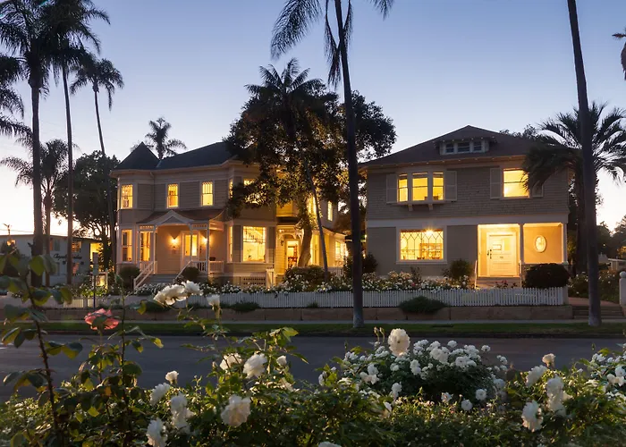 Cheshire Cat Inn & Cottages